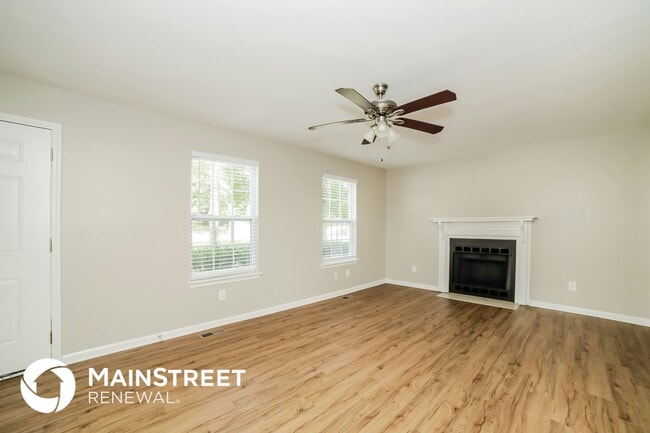 Photo - 117 Mayflower Cir