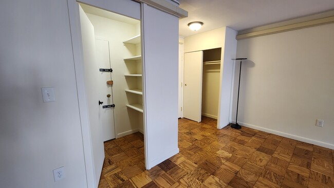 Photo - 16 Monmouth Ct Apartments Unit 220