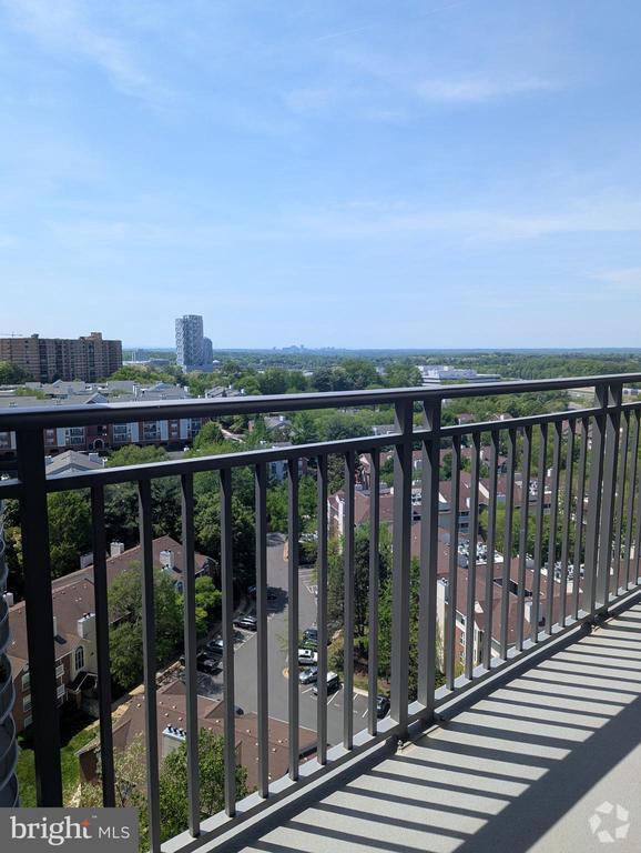 Building Photo - 8220 Crestwood Heights Dr Unit 1518 Rental