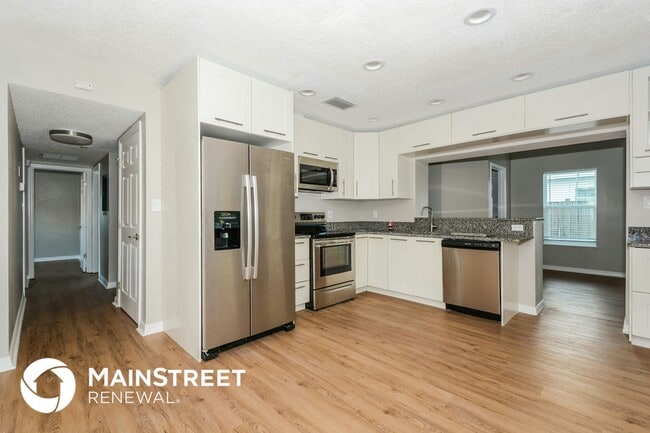 Photo - 2804 W Nassau St