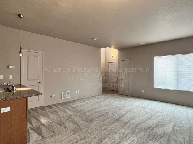 Photo - 4747 Lydia Grove