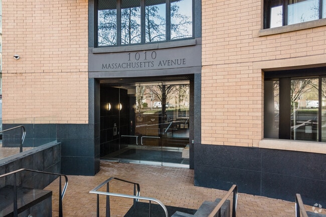 Photo - 1010 Massachusetts Ave NW