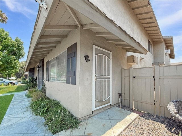 Building Photo - 18222 Mandarin Ln Rental