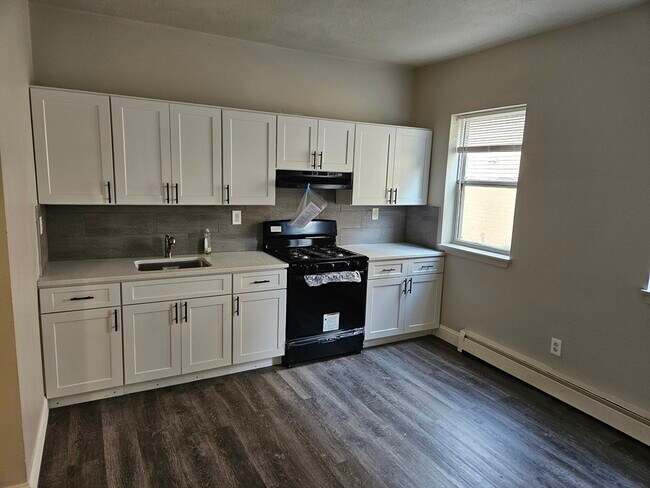 Photo - 55 Bernard St Unit 1
