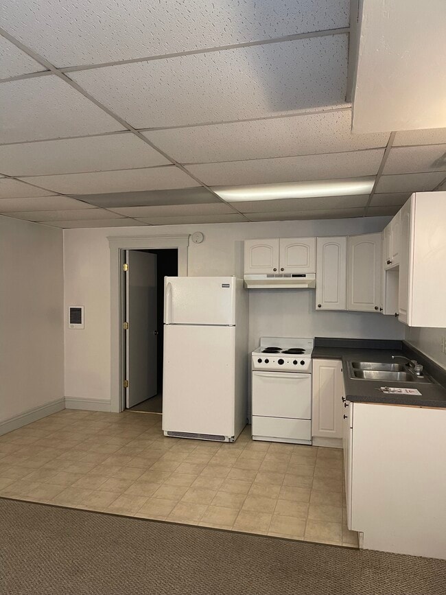 Photo - 2140 B St