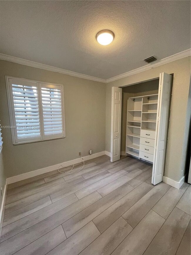 Photo - 2727 Center Ct Dr