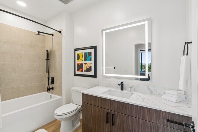 2BR, 2BA - 1,197SF - Bathroom