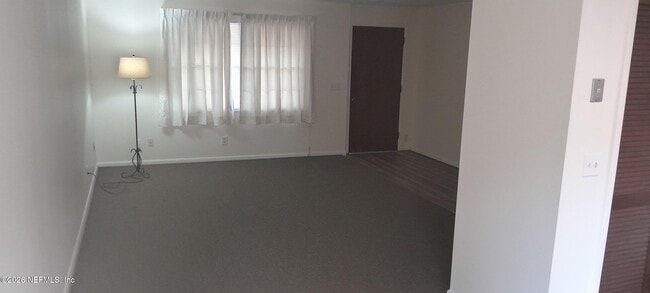 Photo - 4027 Everett Ave