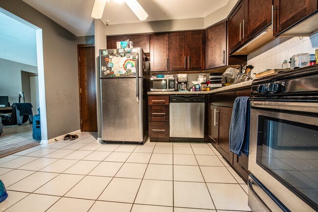 Photo - 5525 N Chester Ave Unit #41