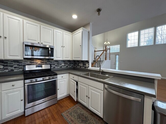 Photo - 3029 Peachtree Cir