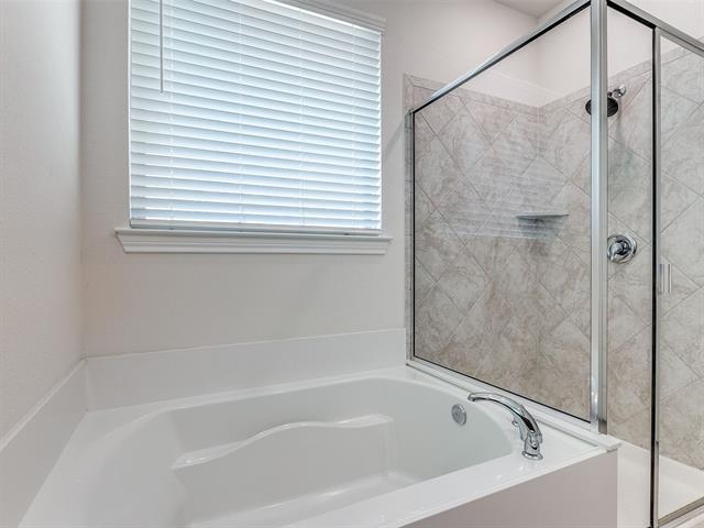 Photo - 2836 Franklin Dr