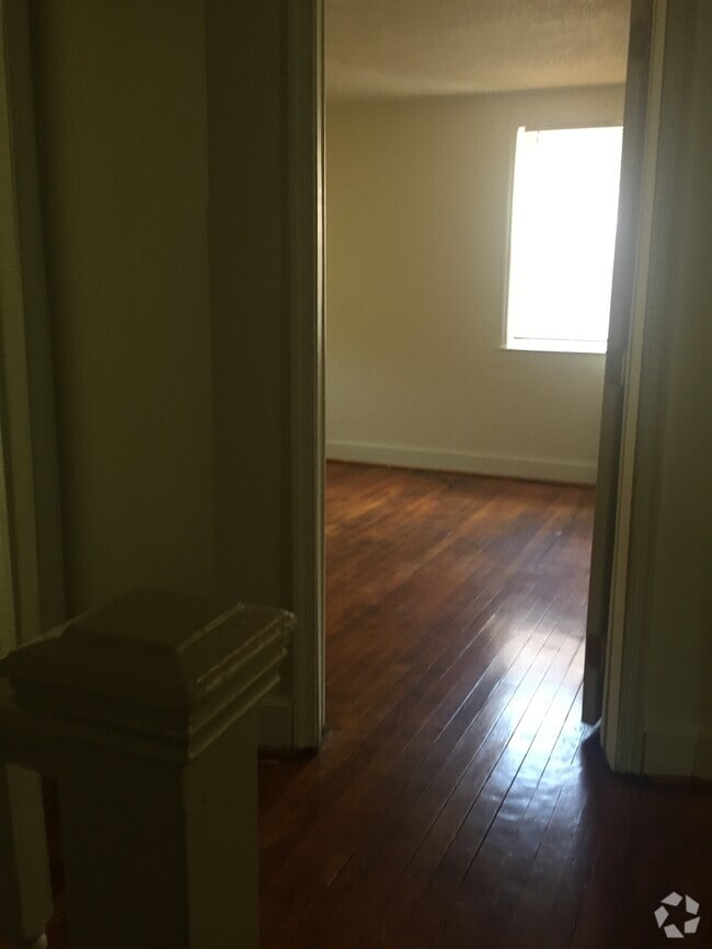 Building Photo - 4125 Fairfax Rd Rental