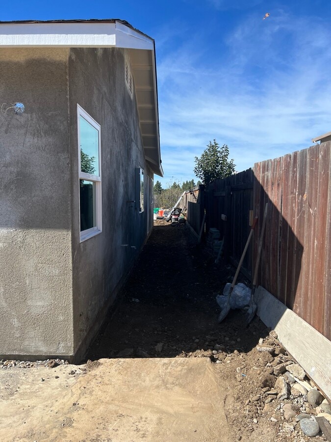 Photo - 3003 Baylis St