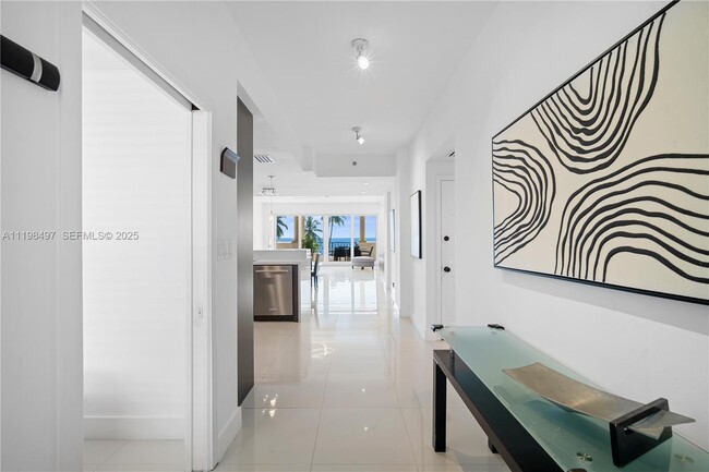 Photo - 19234 Fisher Island Dr Unidad 19234