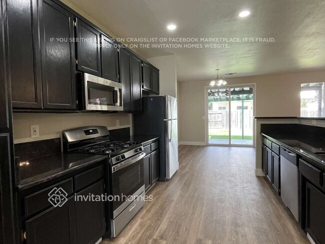 Photo - 1531 Berkshire Dr