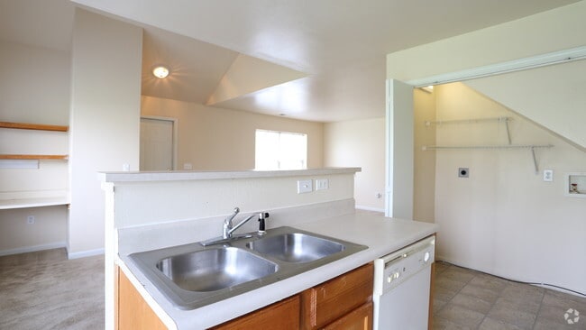 3BR, 2BA - 1,299SF - Kitchen
