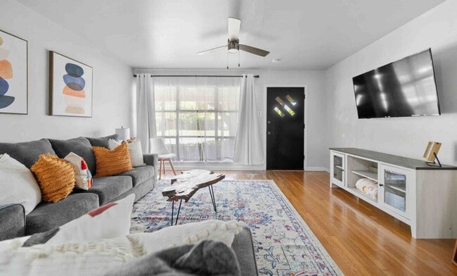 Building Photo - 318 Aberdeen Ave Rental