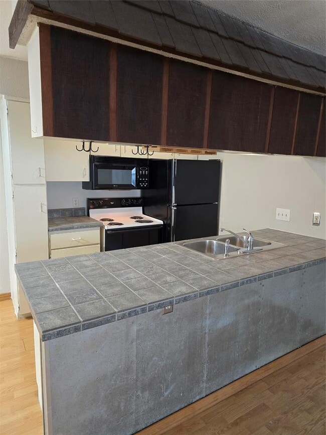 Photo - 910 Duncan Ln Unit 56