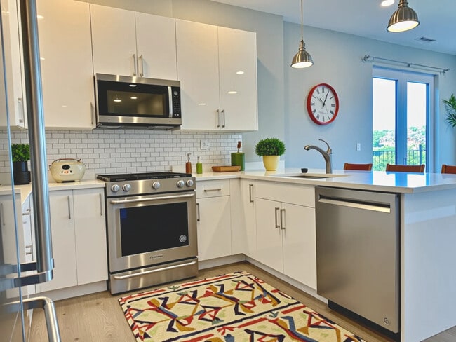 Photo - 610 Rutherford Ave Unidad 501