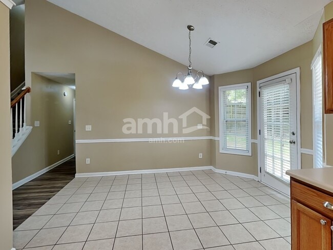 Photo - 3174 Baymount Way