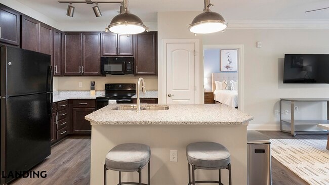 Photo - 3000 Daventry Cir Unidad 4304