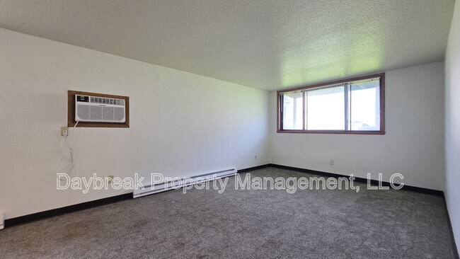 Photo - 2408 3rd Ave N
