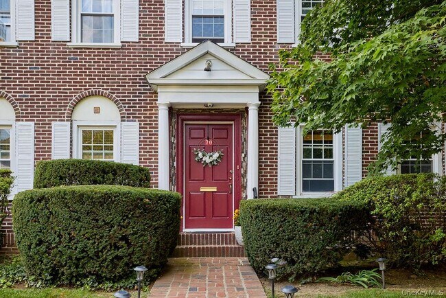 Photo - 70 Frederick Pl