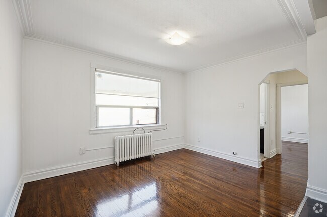 1 chambre, 1 salle de bain - 491 pi² - Salon - 1660 Bathurst Street