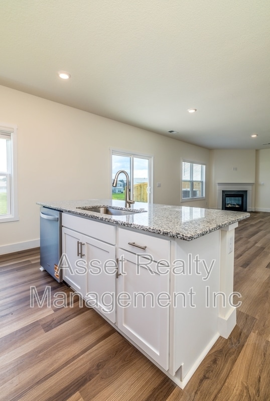 Photo - 5163 Runnerstone Rd