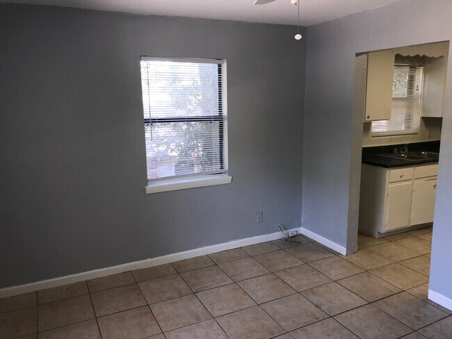 Photo - 2678 Ernest Street Unit 3