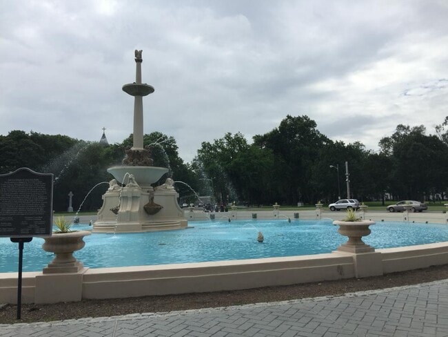 Photo - 37 Gautier Ave Unidad #2