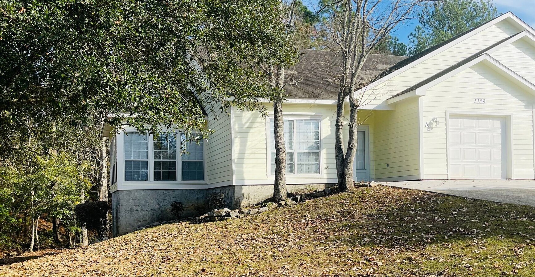 Hilltop Patio Home with a view! - Hilltop Patio Home with a view! Unidad A