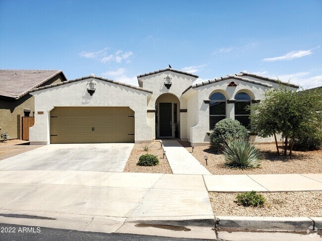 Building Photo - 23052 Via Del Oro Rental