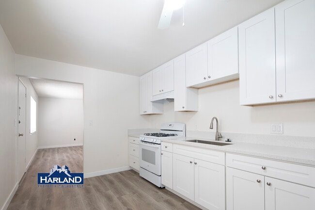 Photo - 1031 B Ave Unit A39