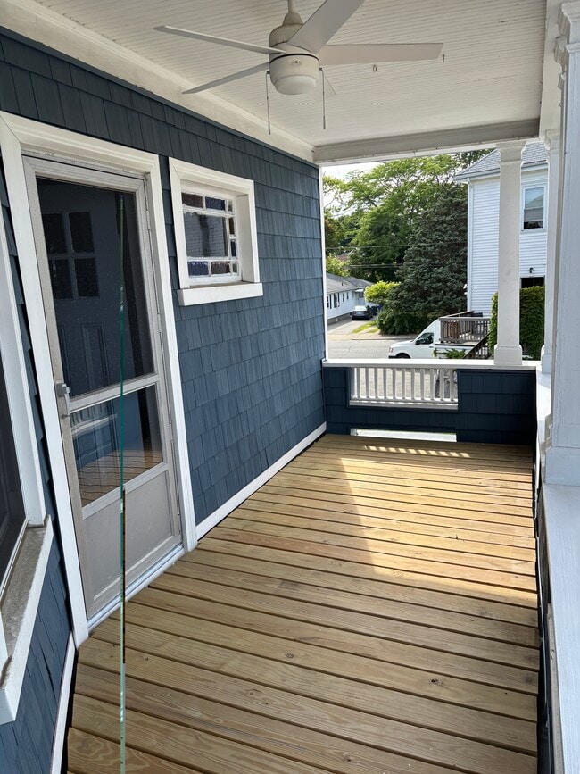 Photo - 582 Admiral St Unidad 2nd Floor