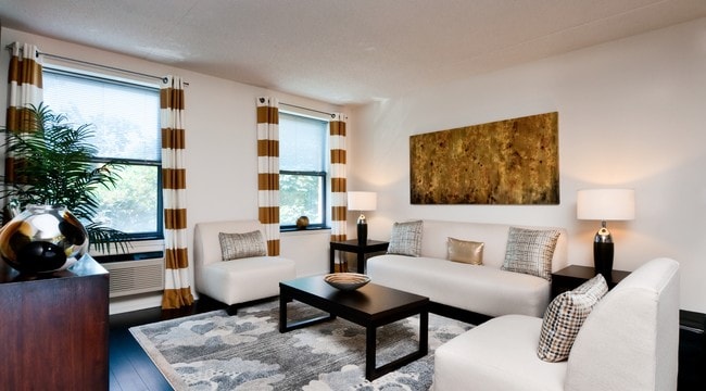 Chancery Square apartments — community photo