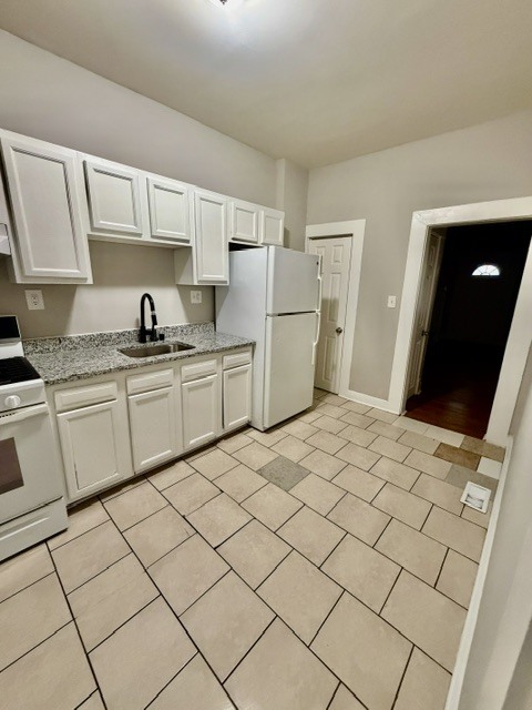 4 bedroom 3 bathroom hose