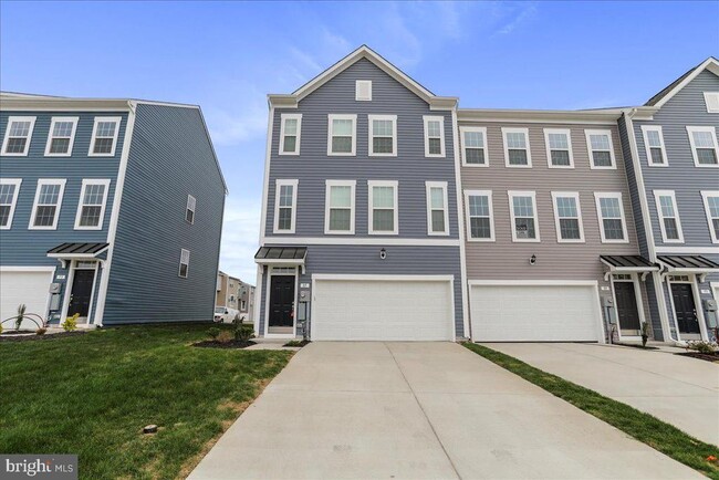 Photo - 100 Stafford Pl