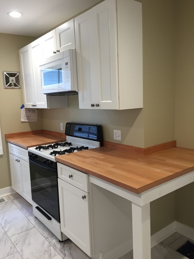 Photo - 3 Bedroom House for Rent