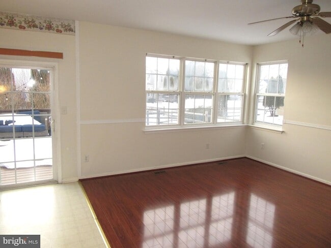 Photo - 136 Clear Creek Dr