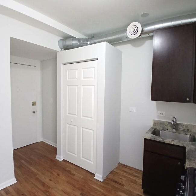 Photo - 7606 N Paulina St Unit 203B