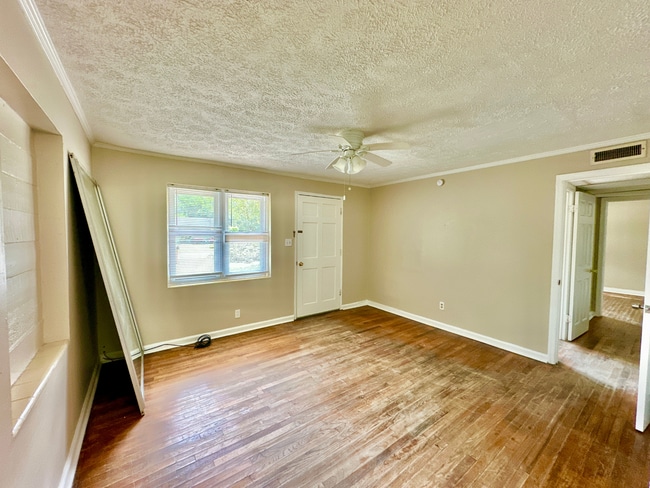 Photo - 2324 Sterling Pl