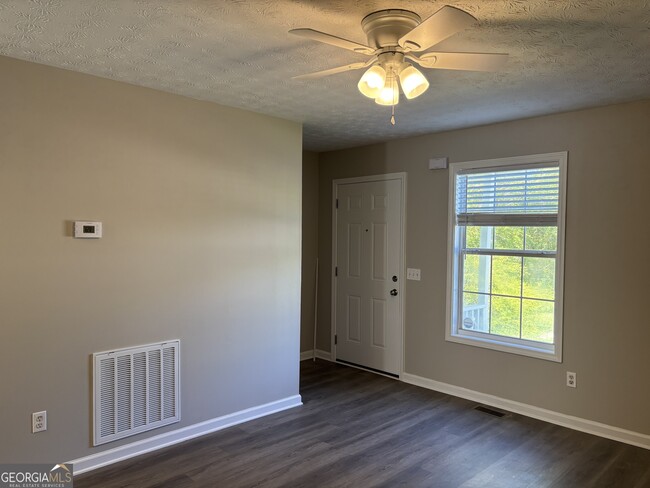 Photo - 97 Lily Dr