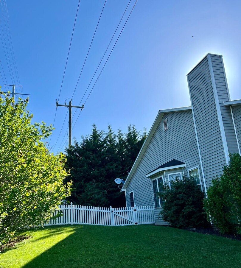Photo - *2bed/1bath Duplex available in Sherwood F...