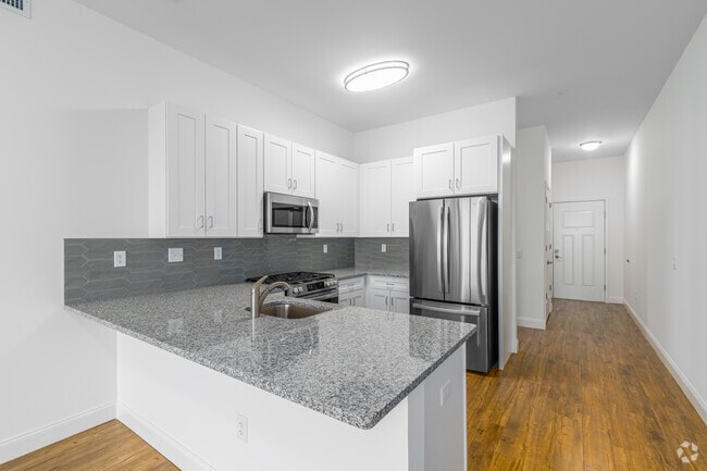 2BR, 2BA - 1290SF - Kitchen