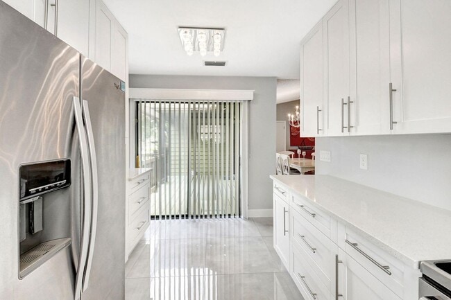 Photo - 9311 Longmeadow Cir