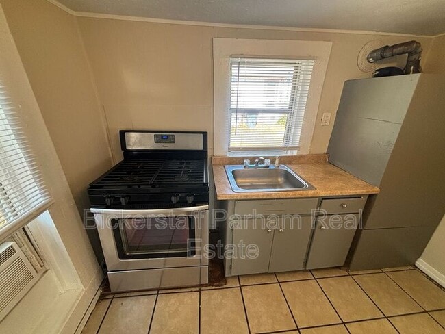 Photo - 118 13th Ave