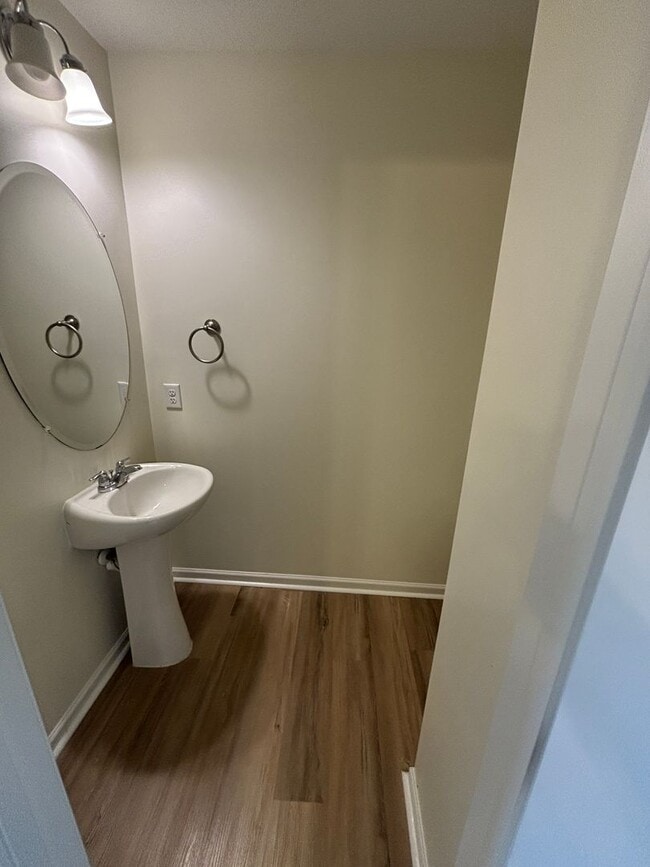 Photo - 1804 Riverbirch Ln