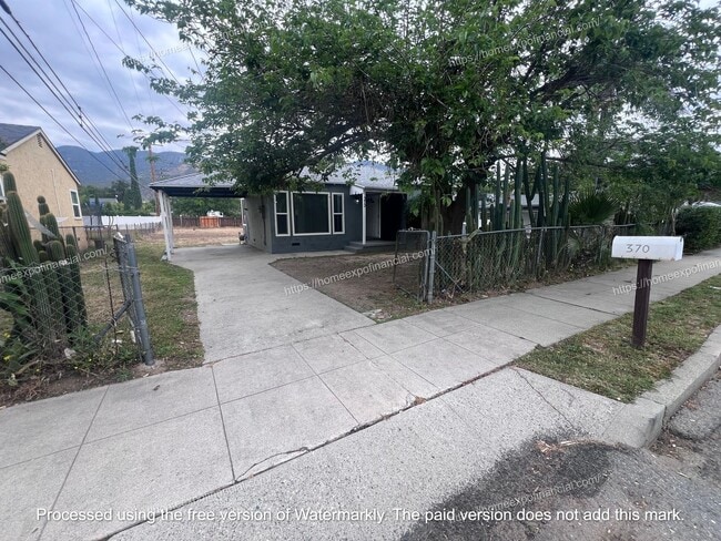 Photo - 370 W 44th St