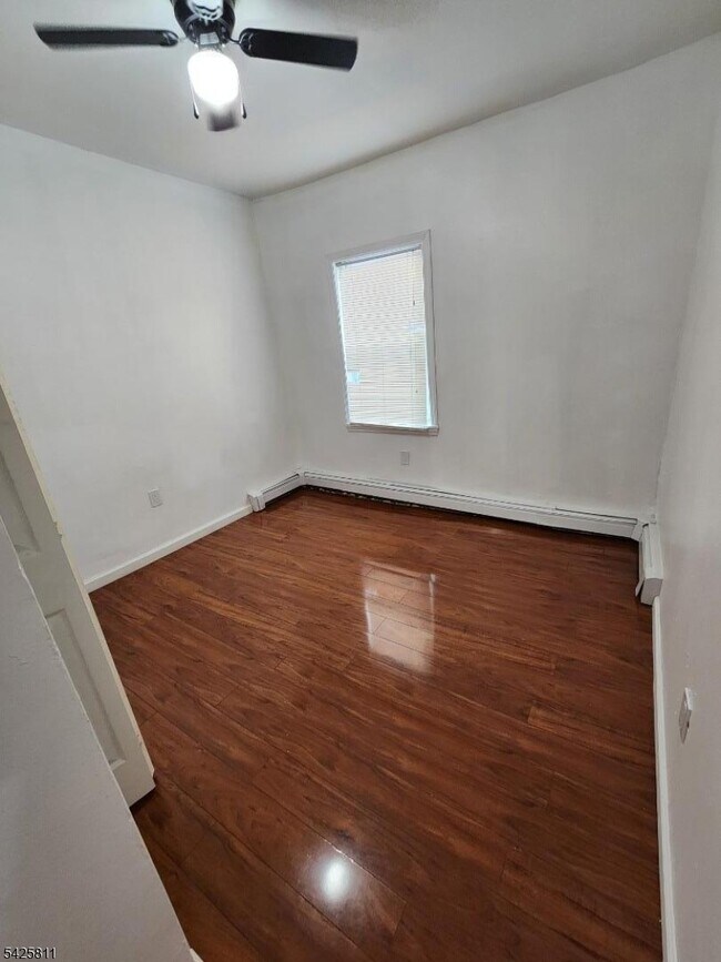 21 Belmont Ave